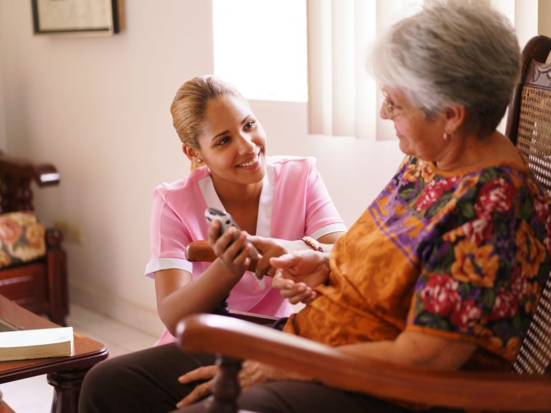 Old,People,In,Geriatric,Hospice:,Elderly,Lady,Having,Eyesight,Problems